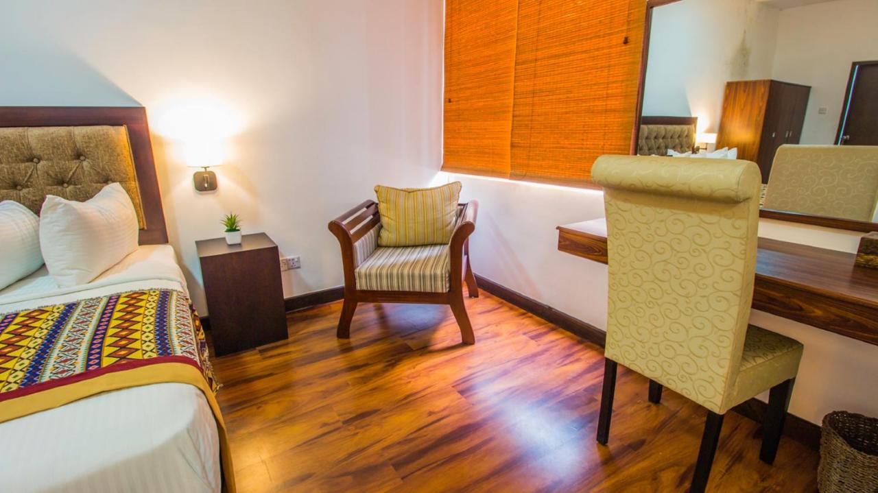 Pearl Royal Hotel, โคลอมโบ ภายนอก รูปภาพ